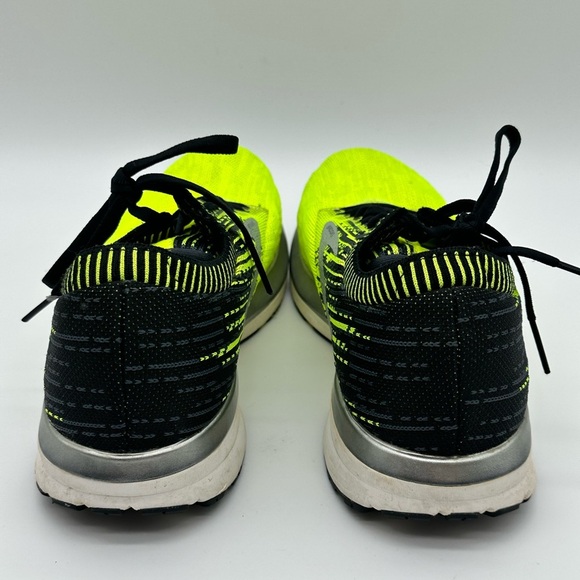 Brooks Ricochet Men\'s Athletic Shoes - Neon Yellow and Black main image 2